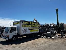 Best Commercial Junk Removal  in Suncoast Estates, FL